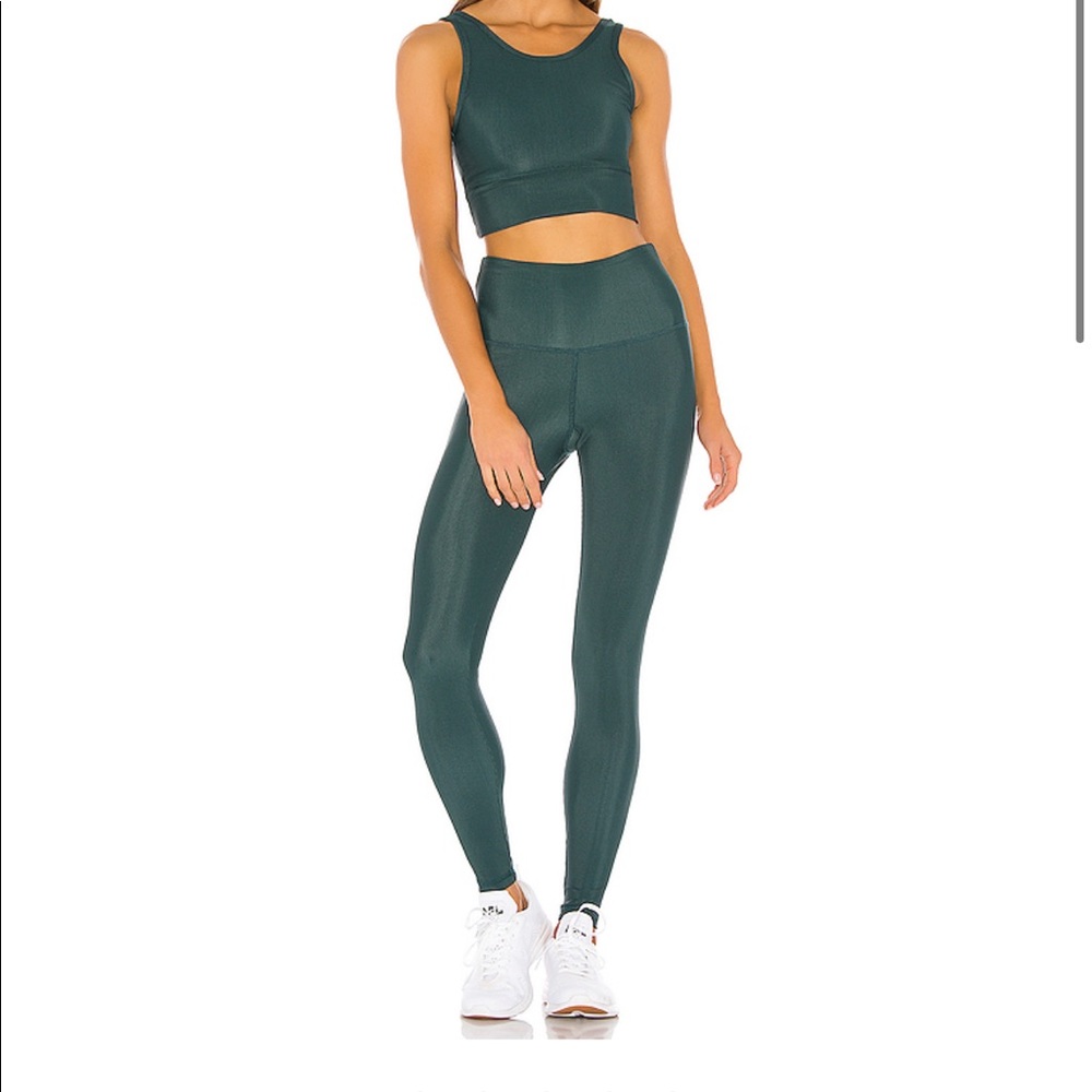 Strut This Set - image 1